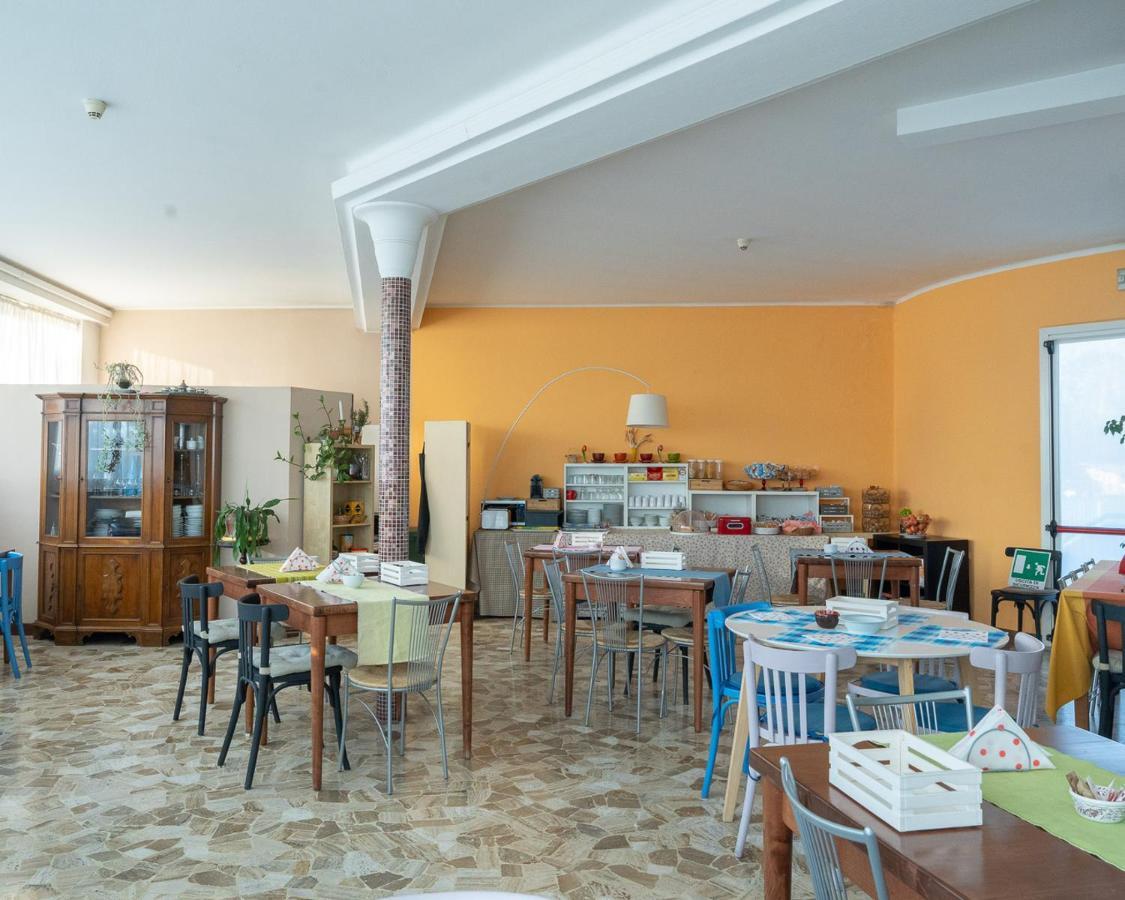 Hotel All'Oasi Paese Екстериор снимка