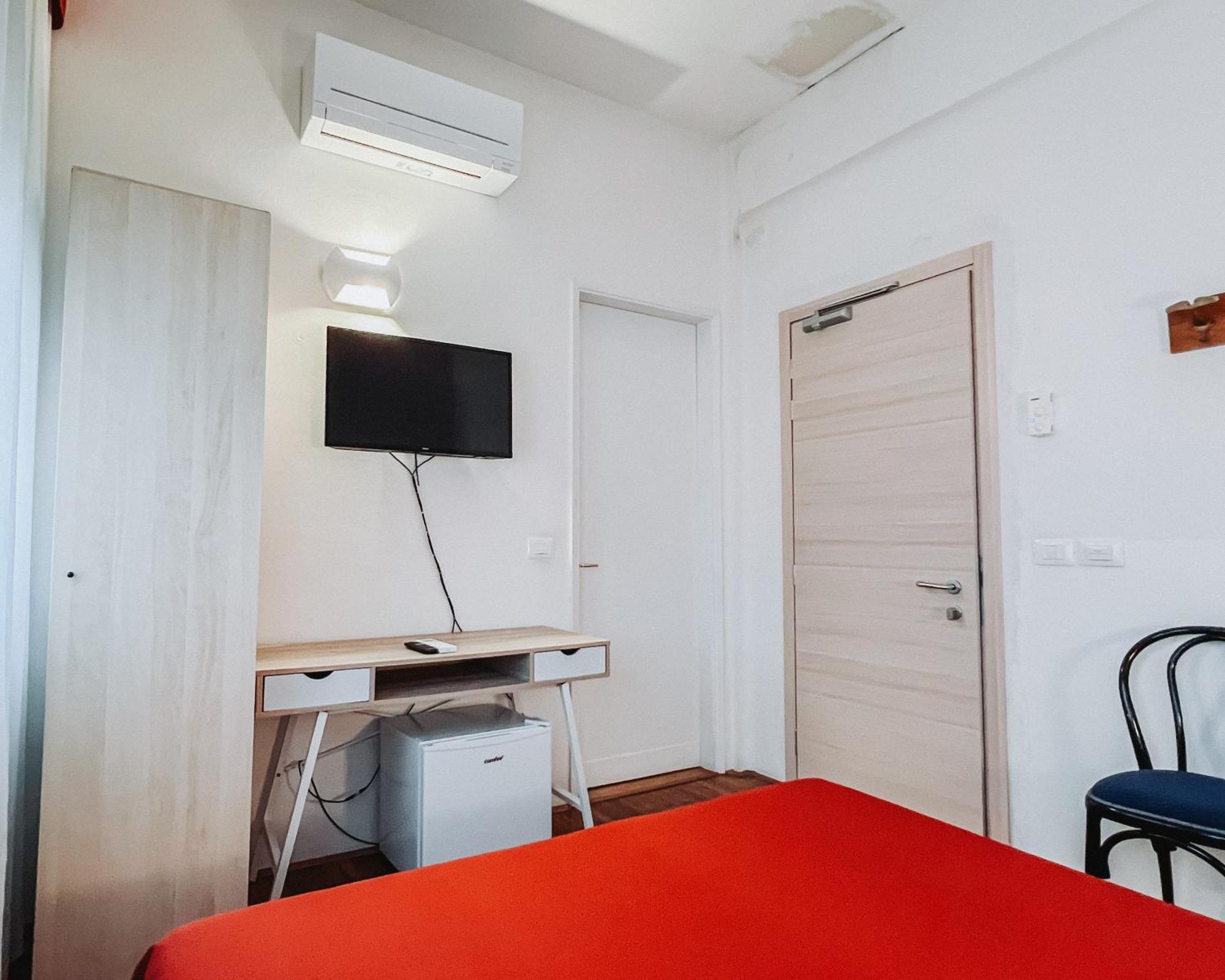 Hotel All'Oasi Paese Екстериор снимка