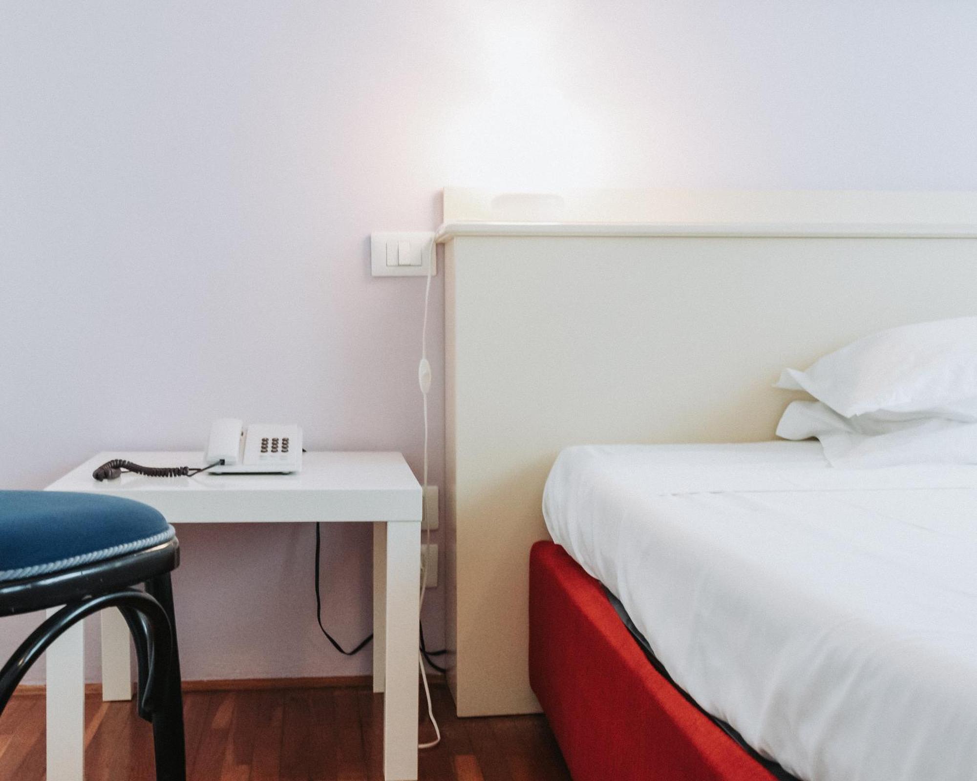 Hotel All'Oasi Paese Екстериор снимка
